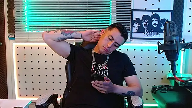 Godofcumxxx webcam