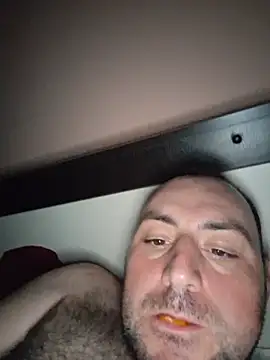 StrictBobby webcam