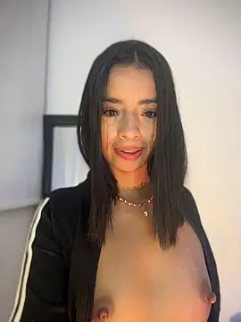 Annacherry_77