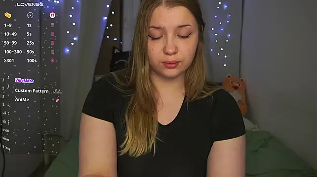 CuteSharloti webcam