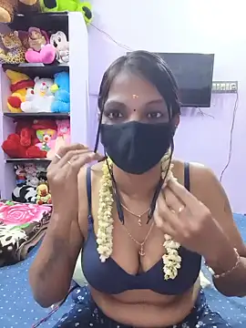 Tamil_Ishu webcam