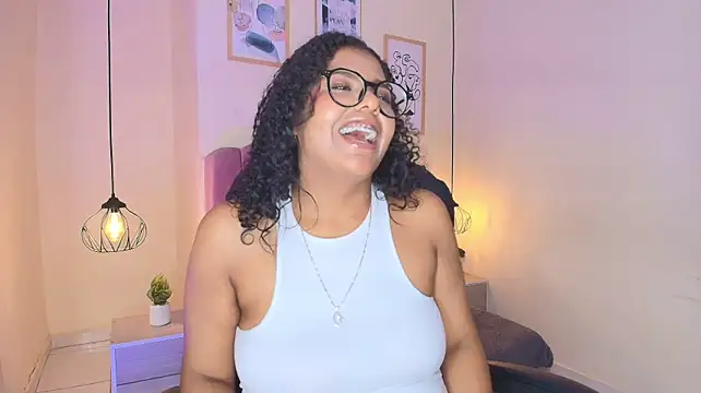 Afroditaa_19 webcam