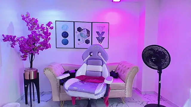 Isa_reel live cam preview