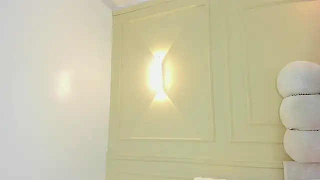 ALICESTARKK live cam preview