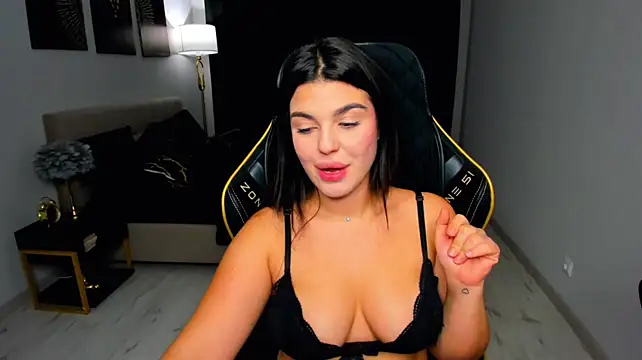 AlluringAriel