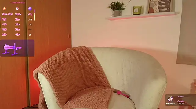 ariana_bae_