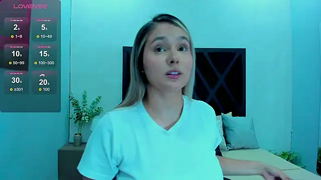 Emmaa_white_