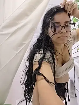 alanahot94