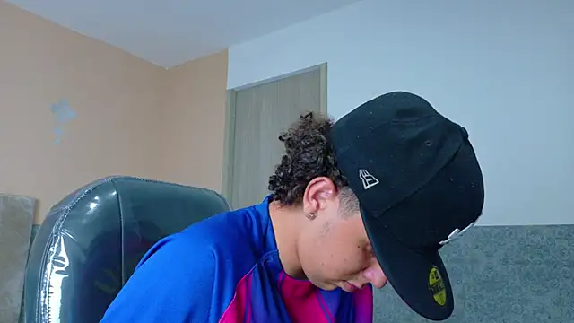 Twister_Lennox live cam preview