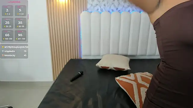 Paulinaa__ live cam preview