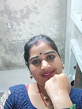 hot_kamla's live room