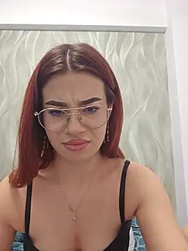 RedHeadFoxy webcam