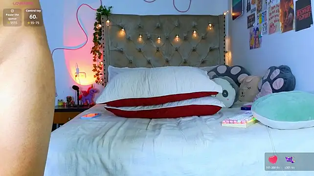 AryaMoonn webcam