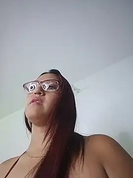 sexymichiii29 webcam