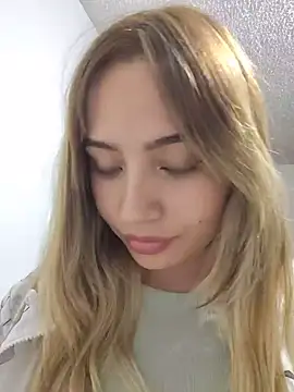 Tina_tasty webcam