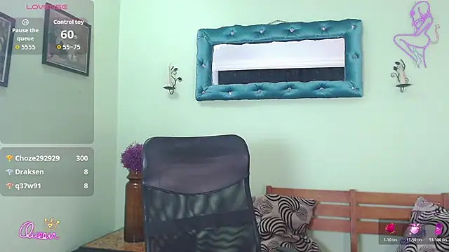 _Victoria_Jones_ live cam on StripChat