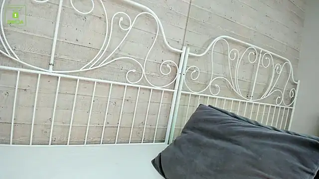 CarolBarker webcam