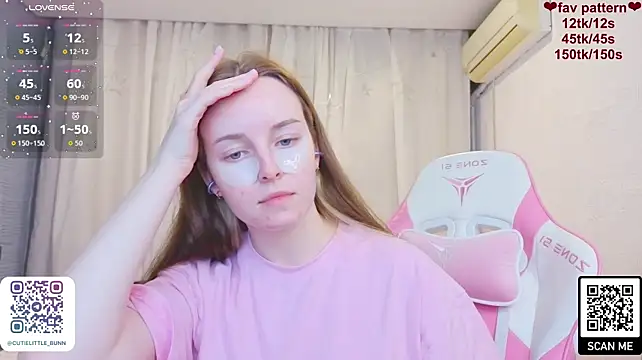 bae_cake_ webcam