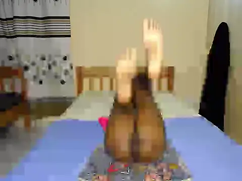 Sweetdesireeee webcam