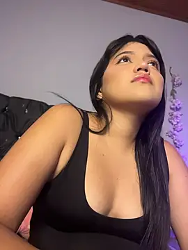 alisson_carolina73 live cam on StripChat