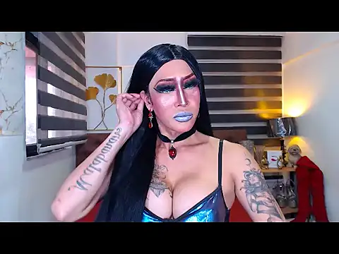 DominateMistressTania live cam on StripChat