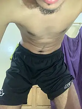 Bouzeb_48 live cam on StripChat