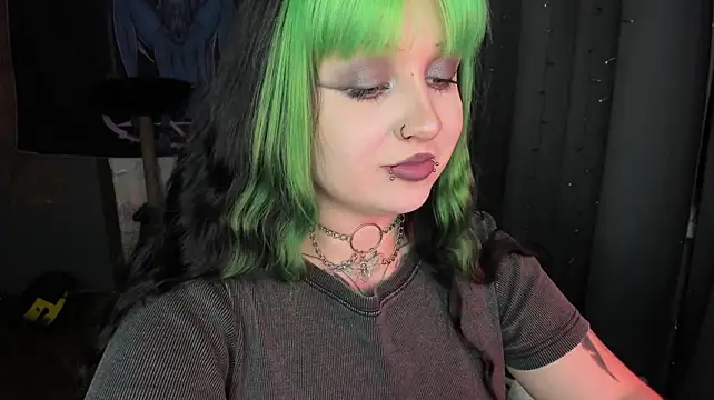 t0riayun0 live cam on StripChat
