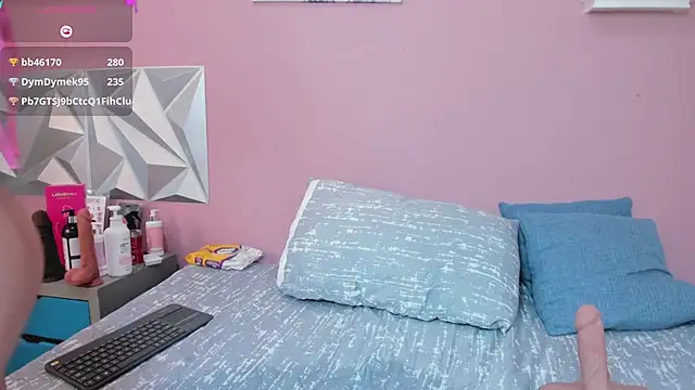 mia_gold_ live cam on StripChat