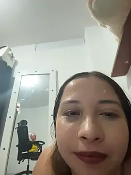AliciaWhite_nt webcam