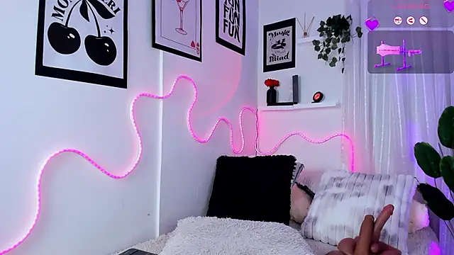 Samii_Evans webcam