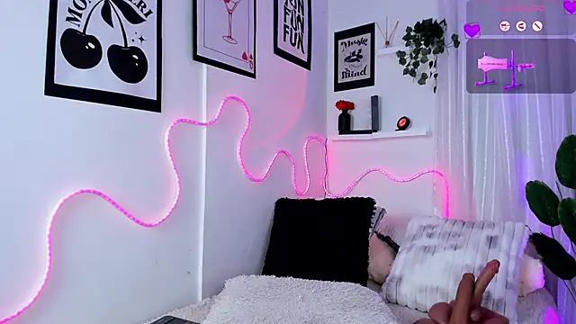 Samii_Evans webcam