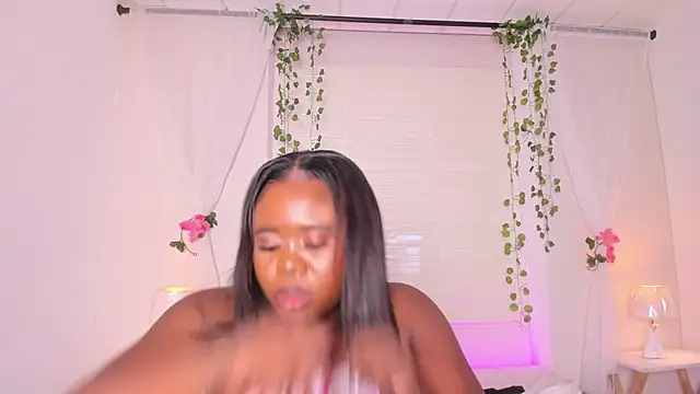 IvyBennet_ webcam
