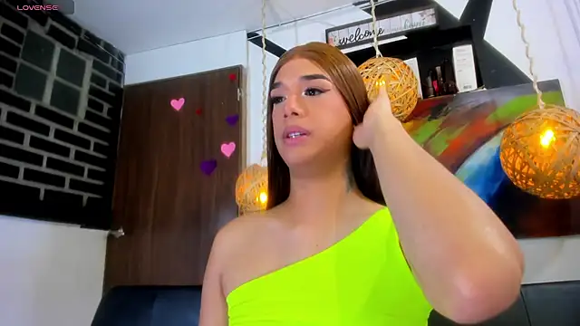 victoria_aleia_