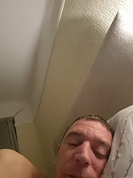 CoupleFun80x live cam preview