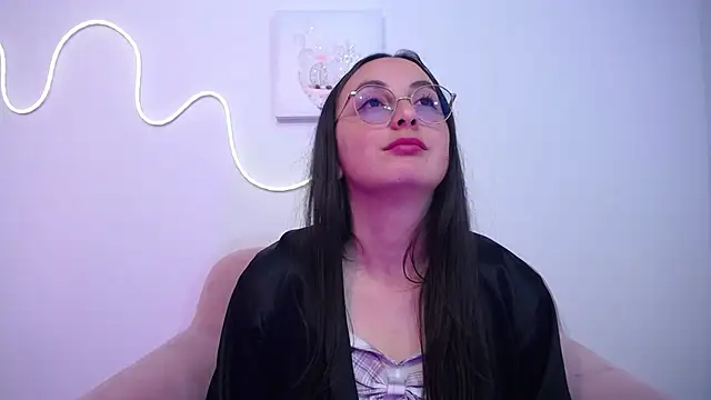 selene_swee live cam preview