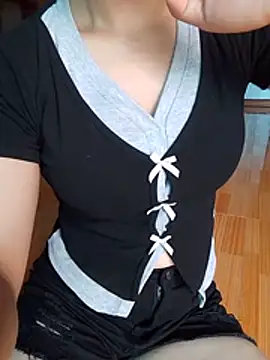 Donut_Girl webcam