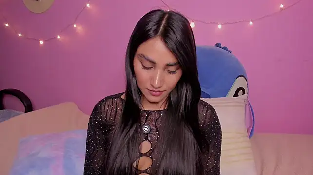 Stefany_Patel01 live cam preview