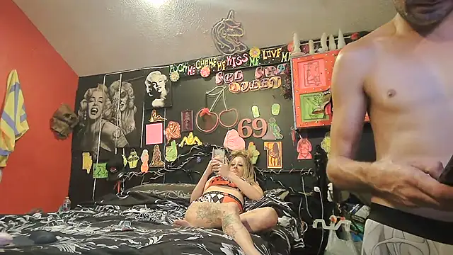 DaddyAndSplashQueen webcam
