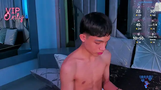 Sebax_Young webcam