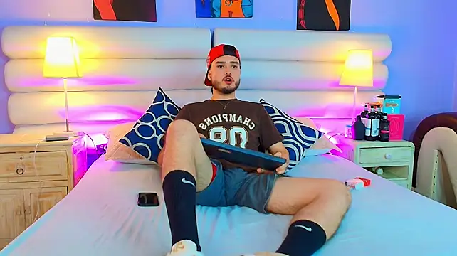 Salvattore_Muller live cam on StripChat