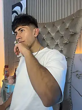 AndyJustgame_ webcam