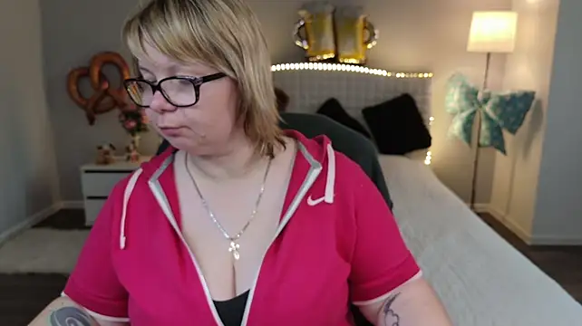 BonnnyBoobsy webcam