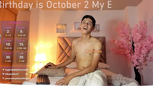Baby_noahtt webcam