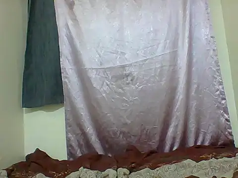 SugarPlumBabe16 webcam