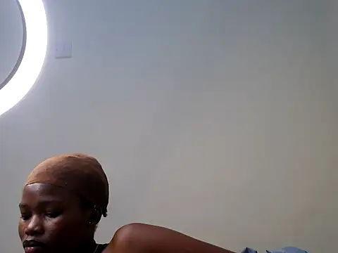 cute_sexy_val webcam