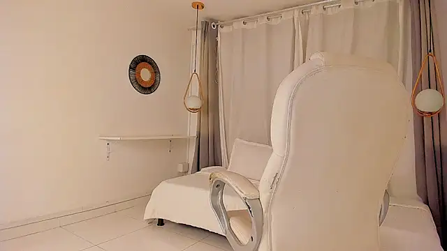yara_rose webcam