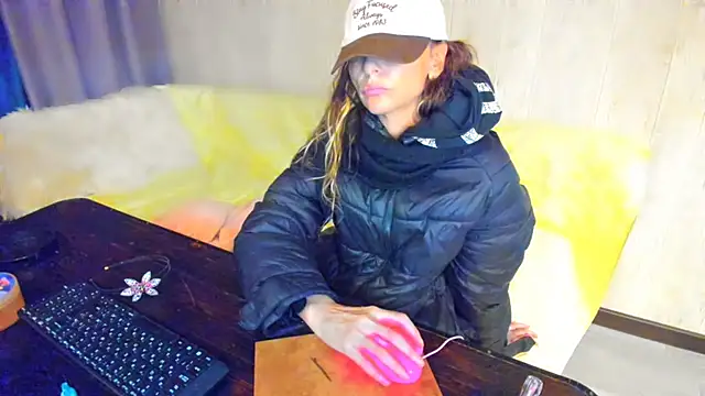 Elizabe_th webcam