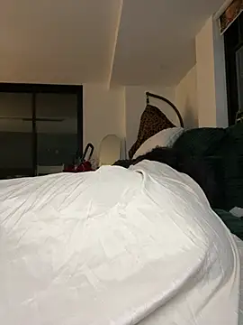 juicesowet (F milf) - Fucking on balcony💦