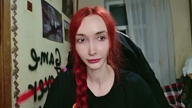 Roxy_Silver webcam