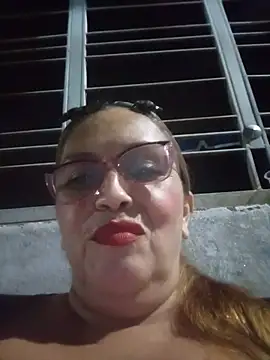 MOTHER_AND_SON09